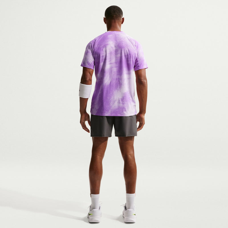 NikeCourt Slam Dri-FIT ADV tennistop voor heren in Violet Mist/Bright Violet/Black