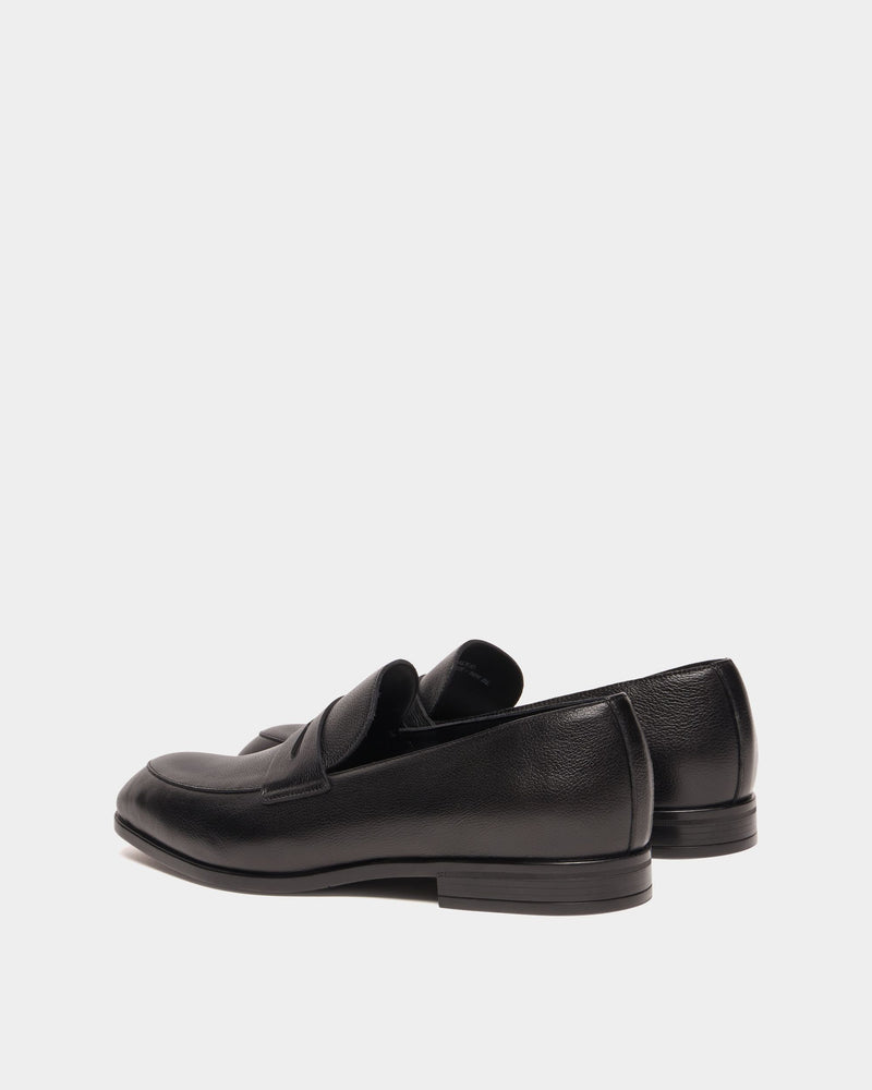 Onizy Loafer In Black Grained Leather