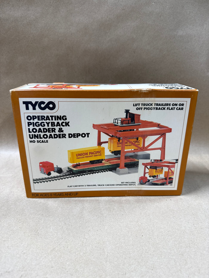 Operating Piggyback Loader & Unloader Depot - Tyco - SEALED // 2 Available // PRICED INDIVIDUALLY
