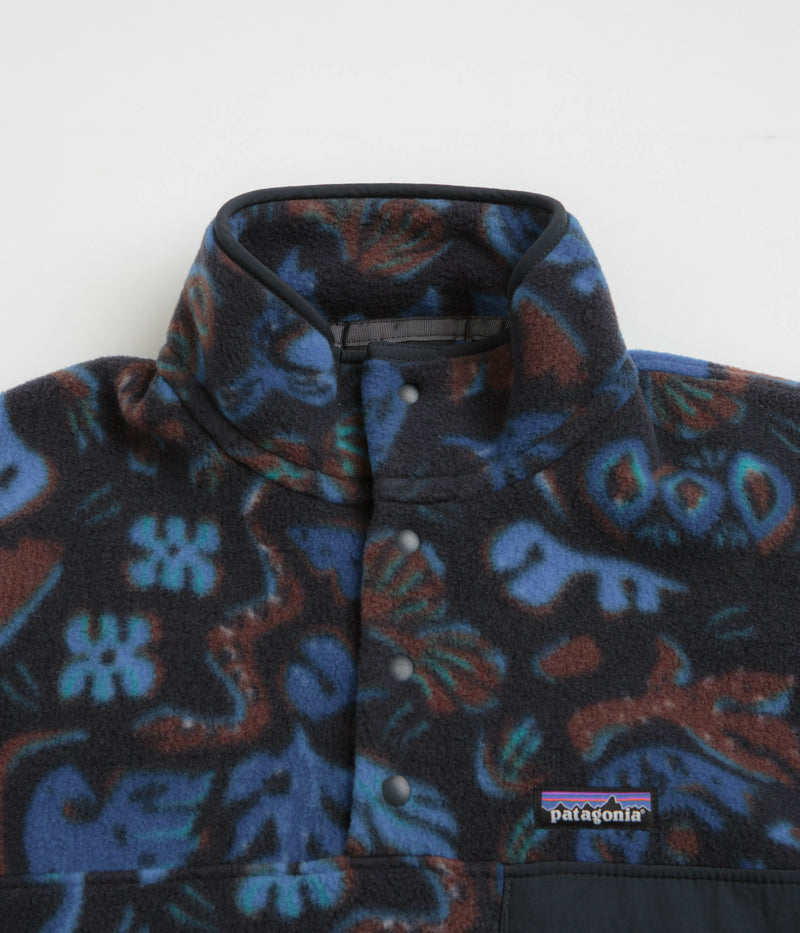 Patagonia Lightweight Synchilla Snap-T Fleece in Across Oceans: Pitch Blue