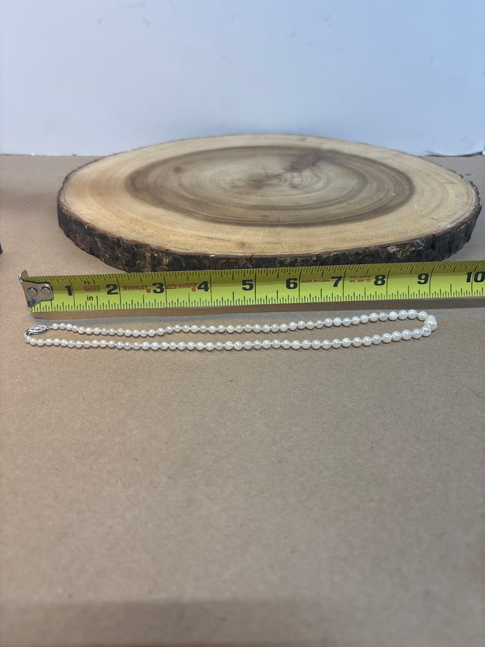 Pearl Necklace with 10K White Gold Clasp