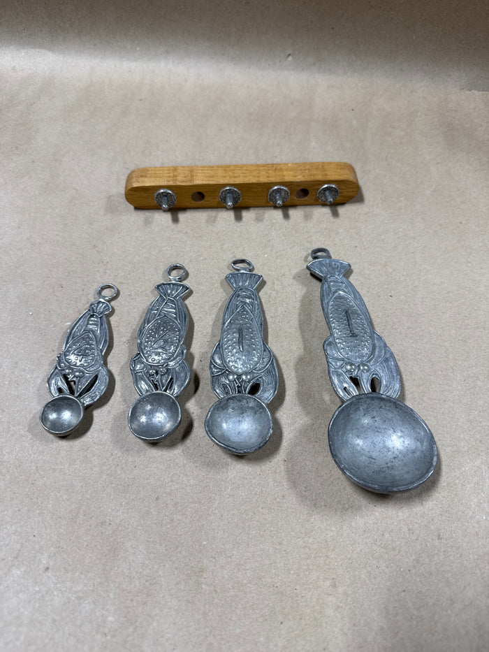 Pewter Lobster Measuring Spoon Set With Wall Hanging