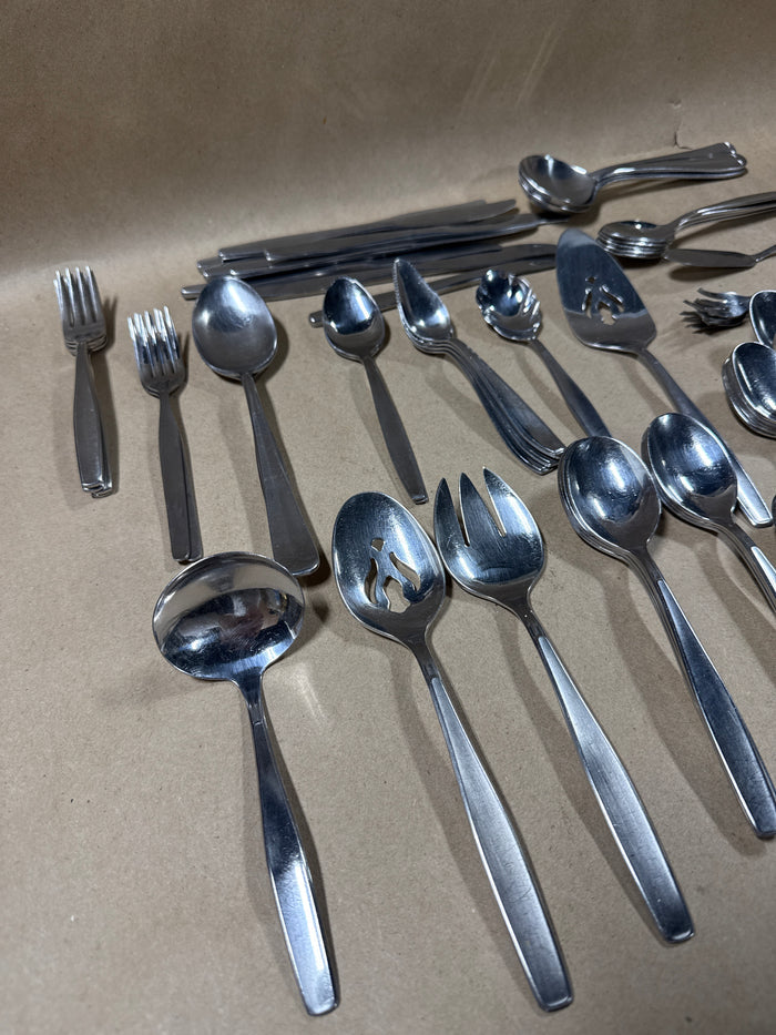 Rogers And Stainless Steel Cutlery Flatware Set - 79 Pieces