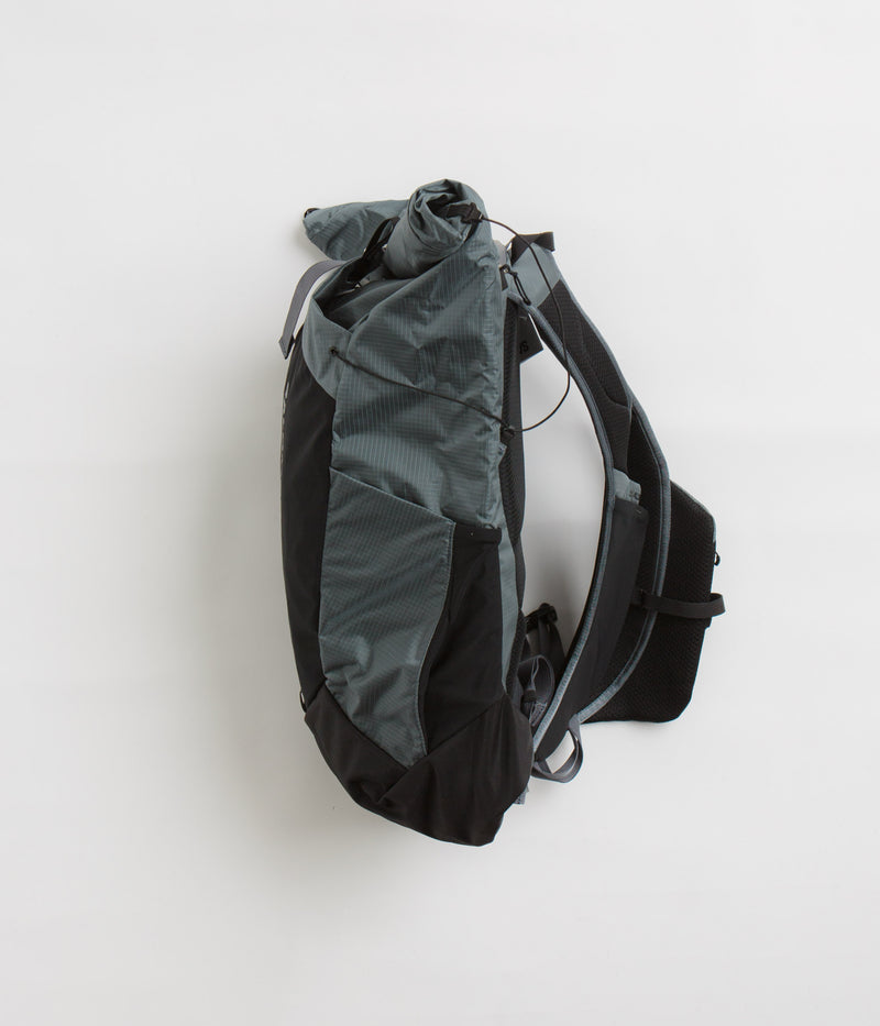 Salomon ACS 20L Day Pack in Turbulence and Monument