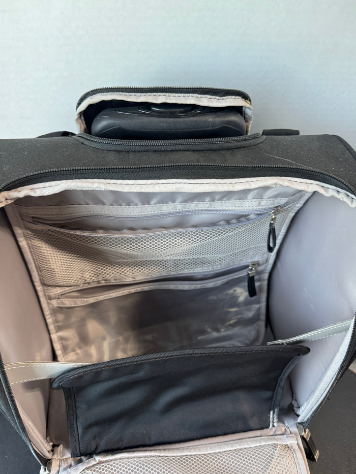 Samsonite Black Wheeled Underseater Suitcase