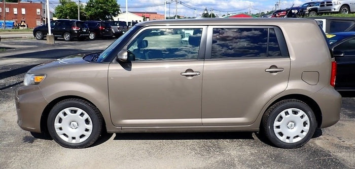 Toyota 4V0 Army Rock Metallic Basecoat with Reducer Quart (Basecoat Only)