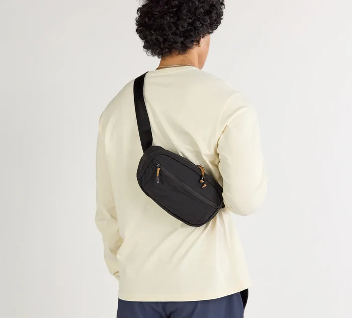 Traveler x Pakt Belt Pack 4L- Ultimate Travel Hip Pack