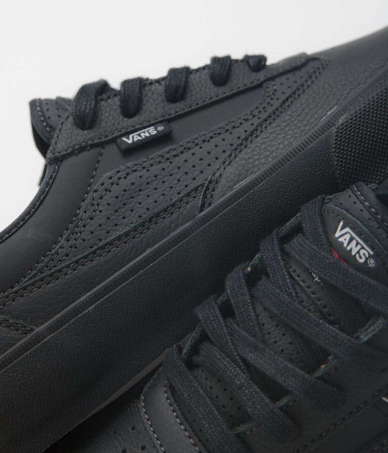 Vans Skate Curren Caples VCU Shoes in Black