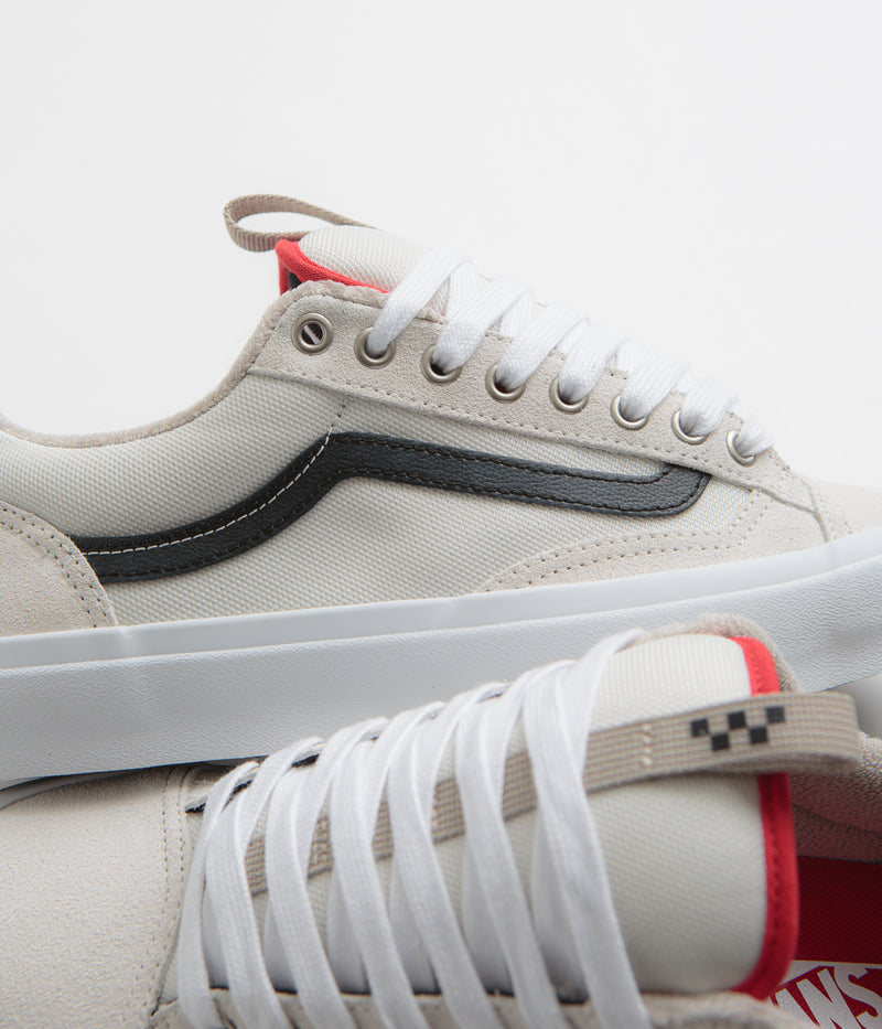 Vans Skate Old Skool 36+ Shoes in Antique White and Black