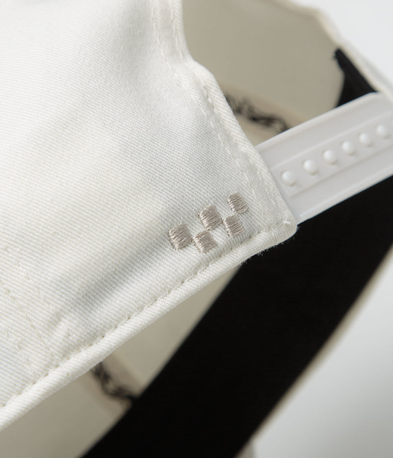 Vans Skate Smile Spike Cap in Marshmallow