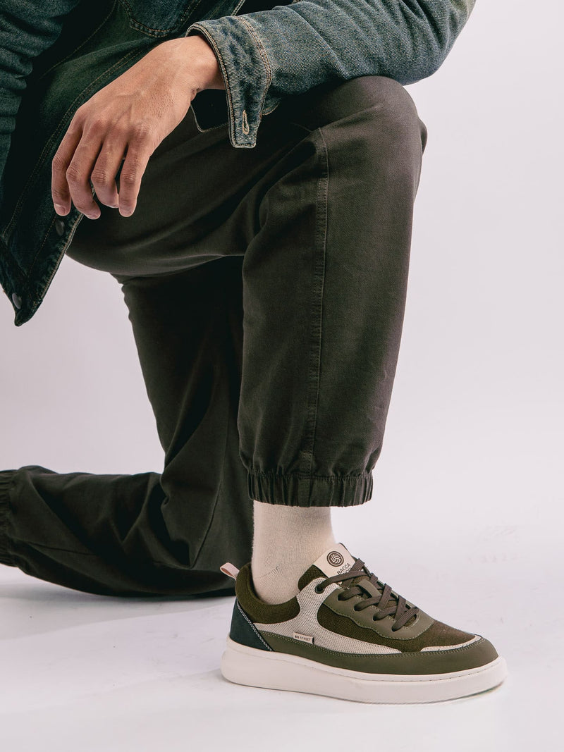 Men’s fashion sneakers