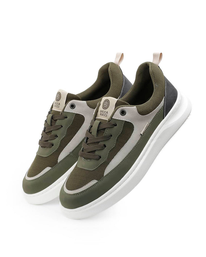 Men’s fashion sneakers