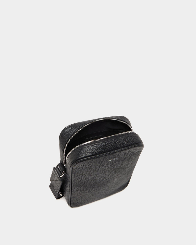 York Crossbody Bag In Black Grained Leather
