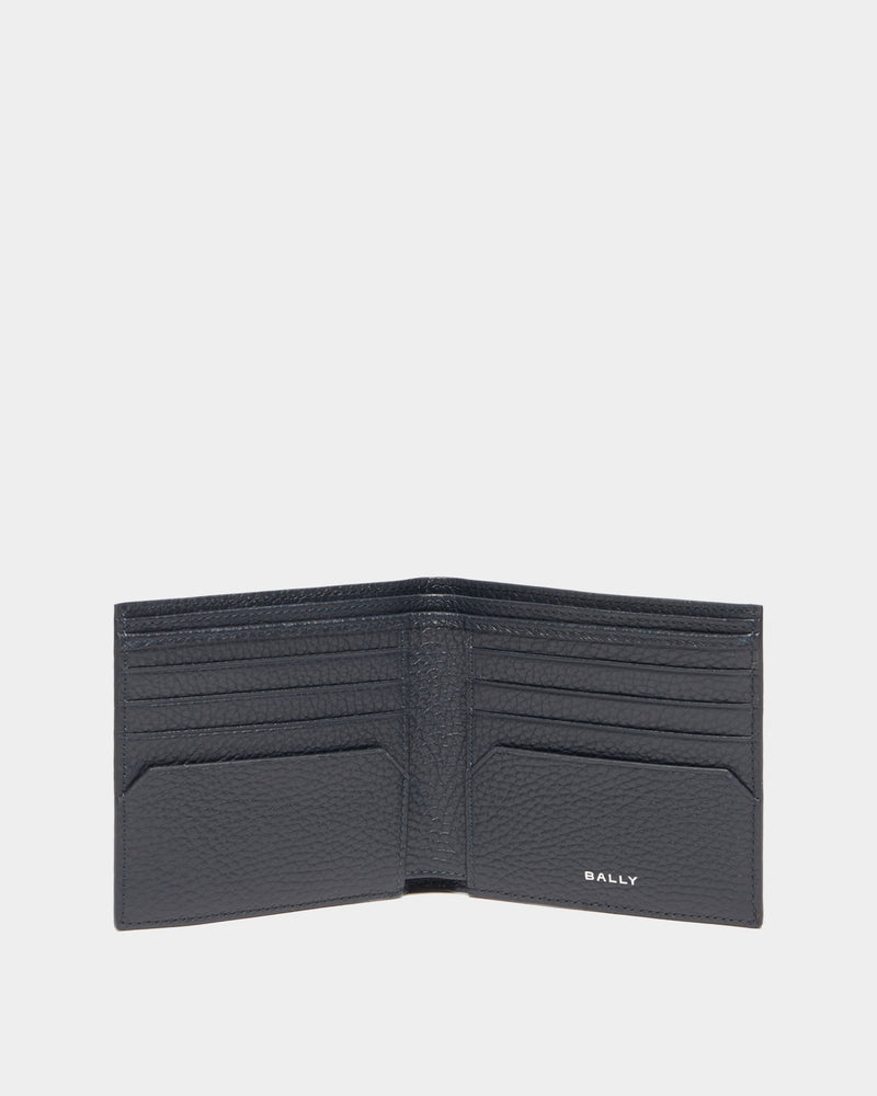 York Wallet In Navy Blue Grained Leather